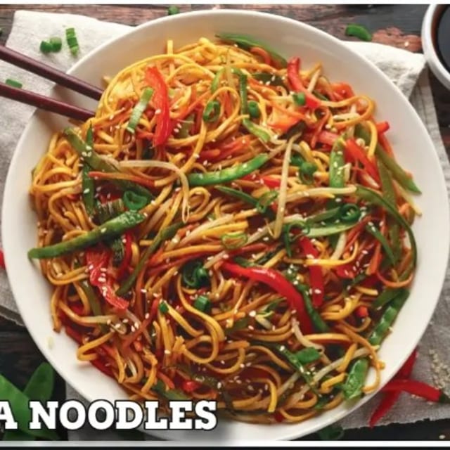 Hakka Noodles.